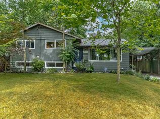 14073 Antrim Rd, Surrey, BC V3R5H8