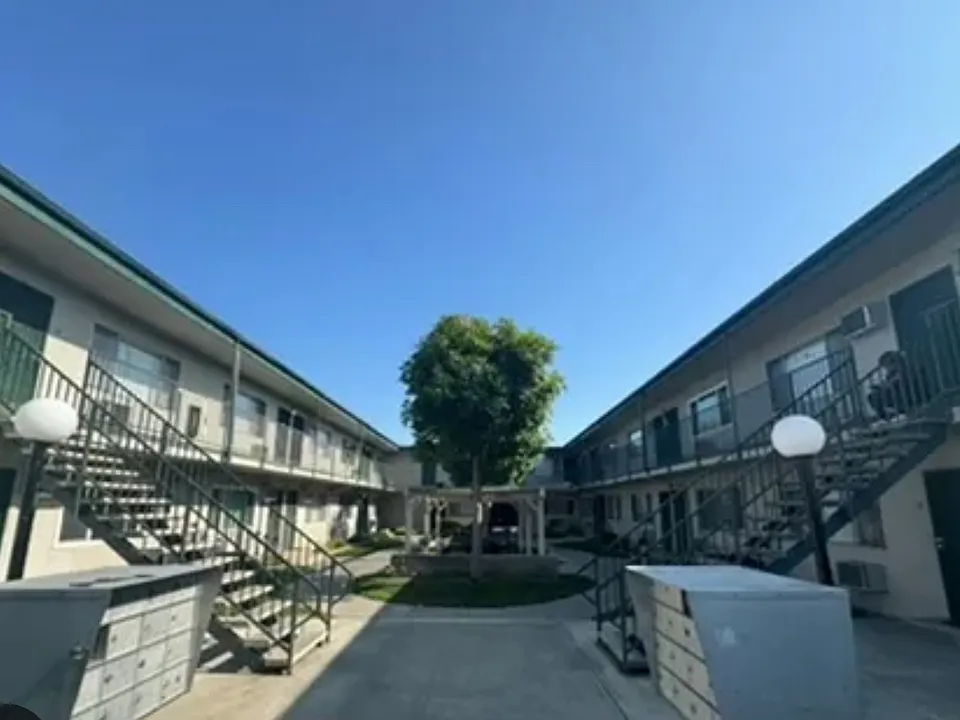 Ramhurst Village