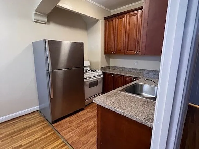 1701 Vallejo St — Photo 3