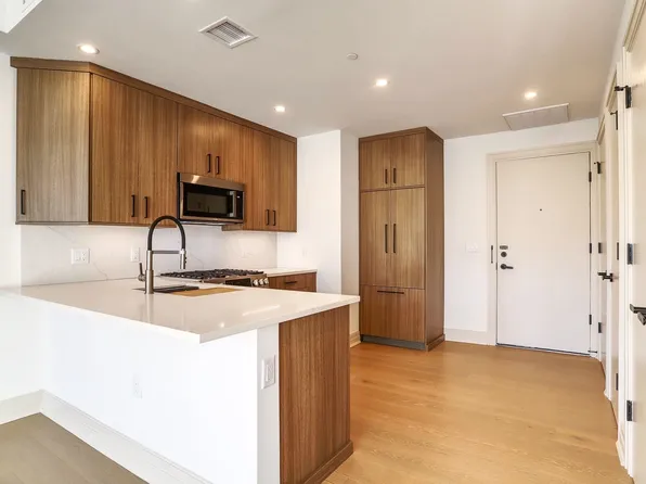 921 Madison Street image 1 of 29