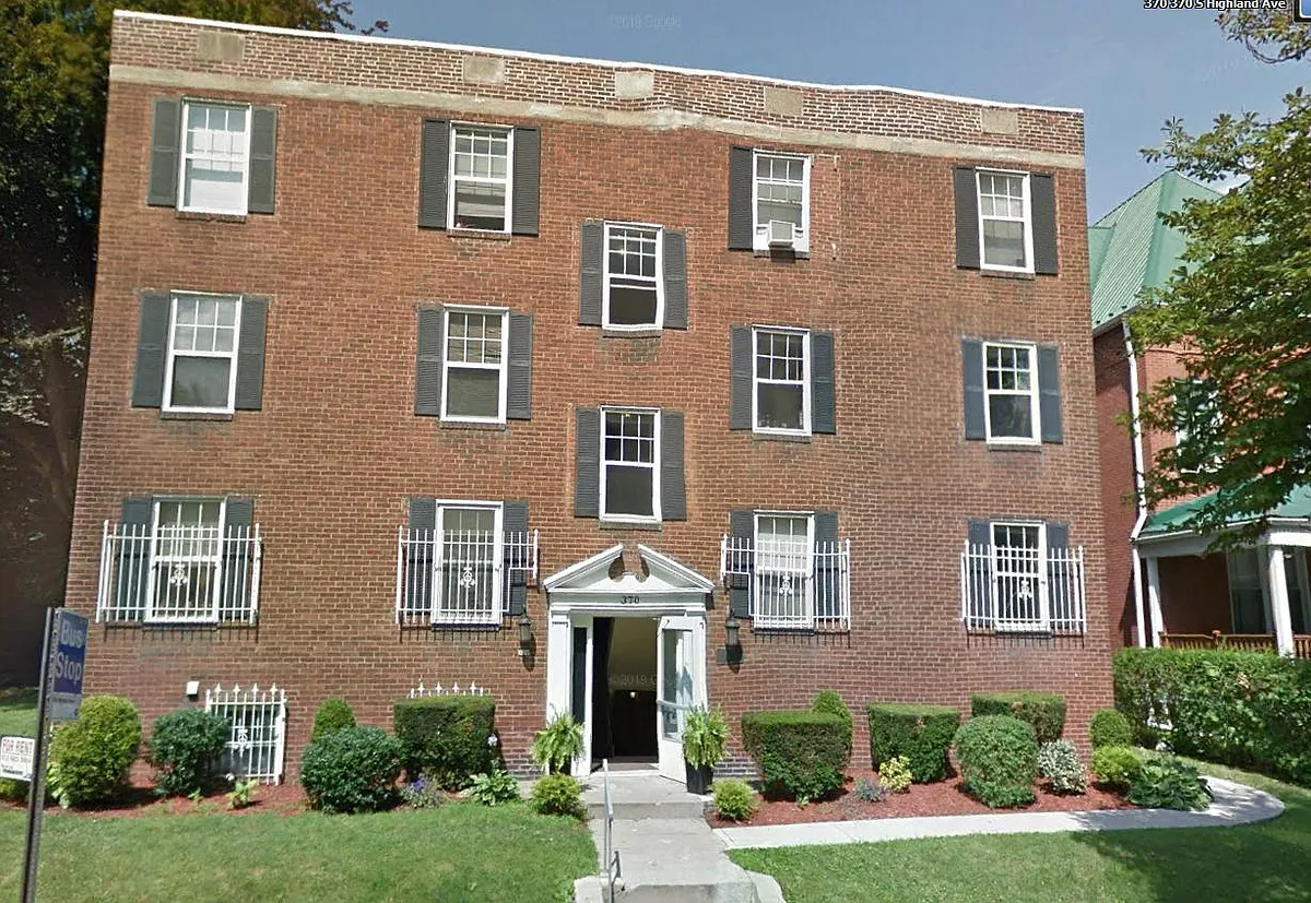 Building Photo - 370 S Highland Ave #11