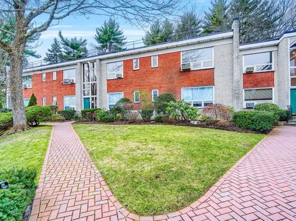 14 Channing Place #2R, Eastchester, NY 10709