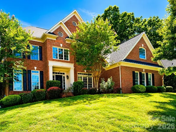 7010 Stanbury Dr, Matthews, NC 28104