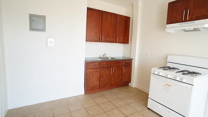 Rented by Karten & Lowe New York Real Estate LLC | media 3