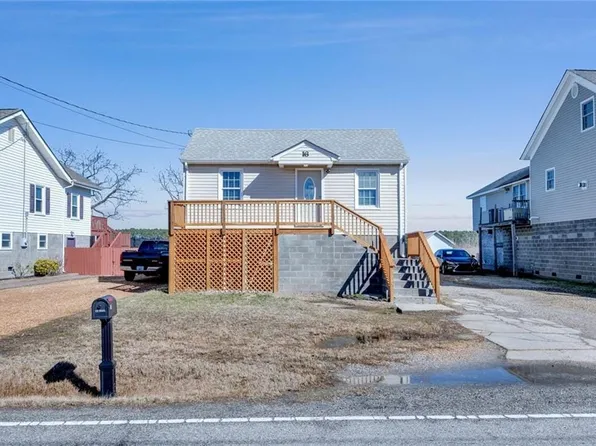 16 N Lawson Rd, Poquoson, VA 23662