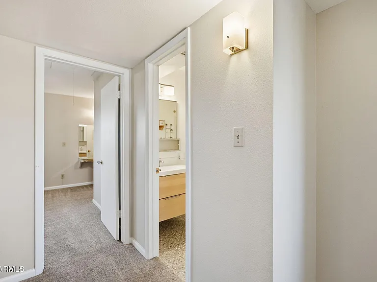 3937 S Mill Ave — Photo 27