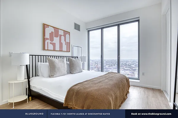 Rented by The Blueground | media 35