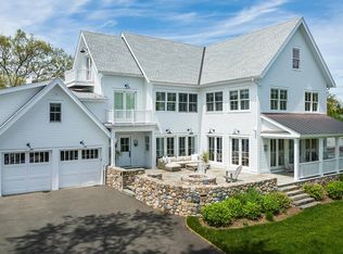 5 Meridian Rd, Norwalk, CT 06853