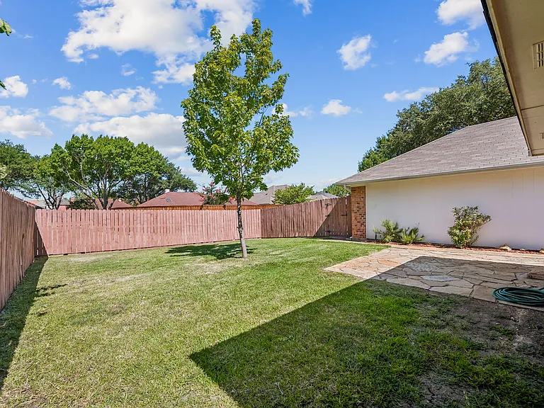 4203 Meadow Ridge Dr — Photo 17