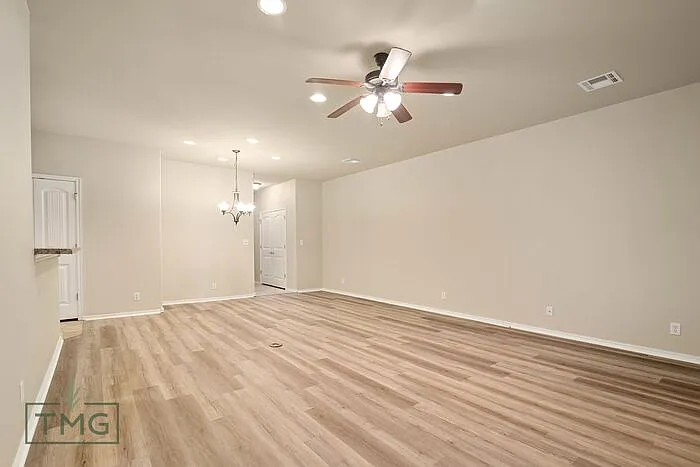 10507 N 139th East Ave — Photo 10