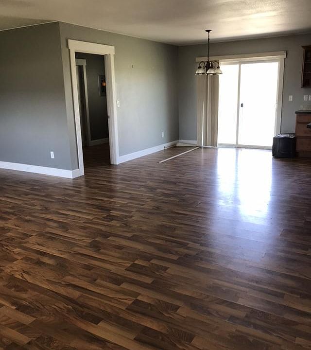 2nd image of 14011 Madison Ln