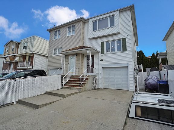 3rd image of 376 Gurley Ave