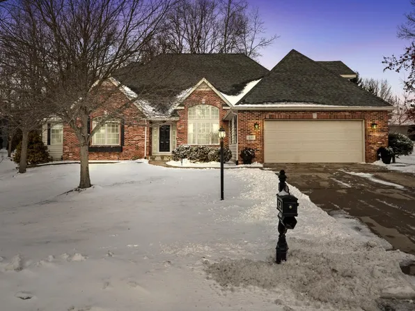 433 Scarborough Rd, Valparaiso, IN 46385