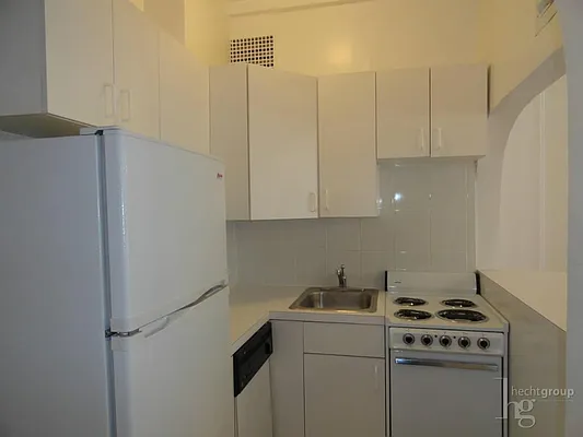 Rented by Hecht Group | media 5