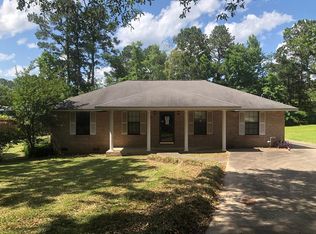 1404 Lund St, McComb, MS 39648