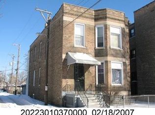 64 E 68th St, Chicago, IL 60637