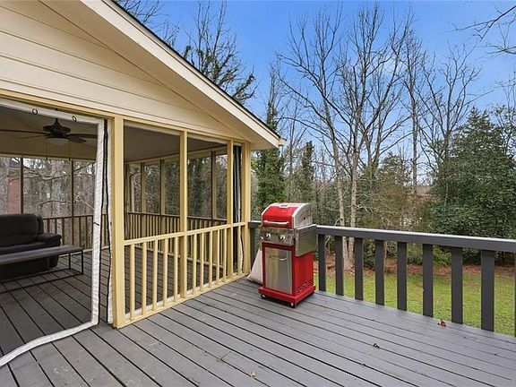 3rd image of 4803 Tomahawk Ct SW