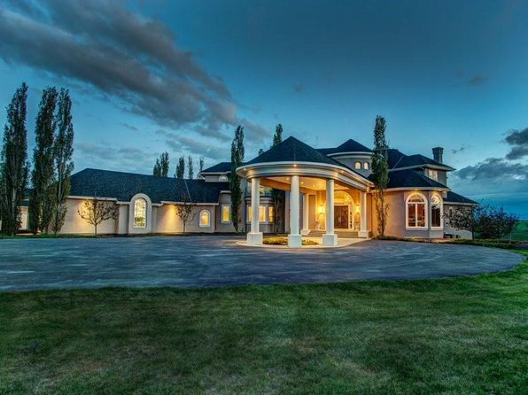 Alberta Luxury Homes For Sale 2 918 Homes Zillow