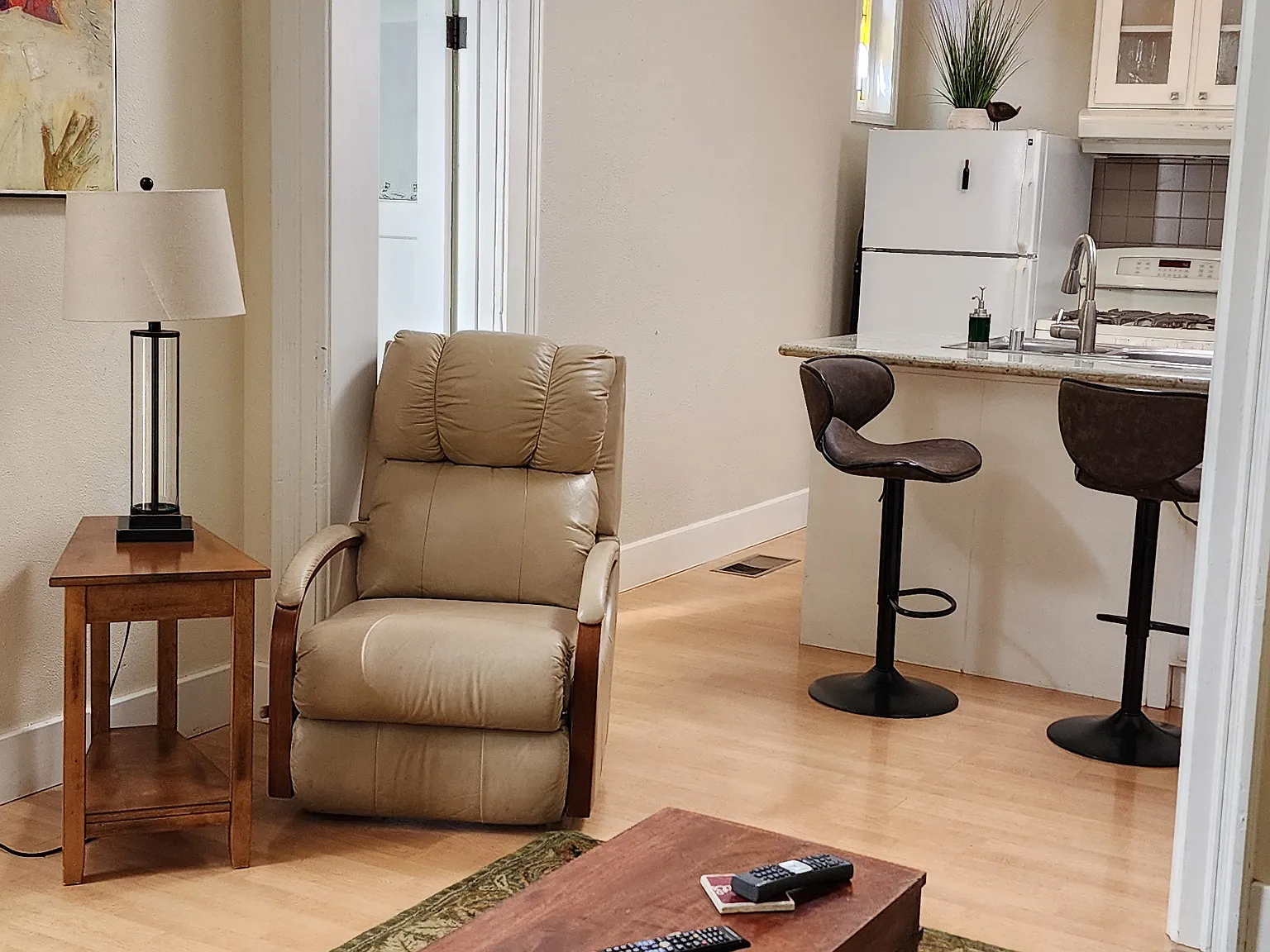 2 bed, 691 sqft, $1,650 — Photo 3