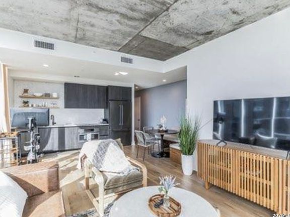 4th image of 48 East Avenue #3008