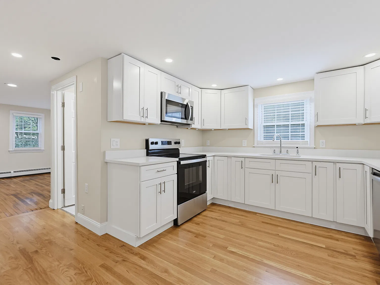 4 bed, 1470 sqft, $4,000 — Photo 2