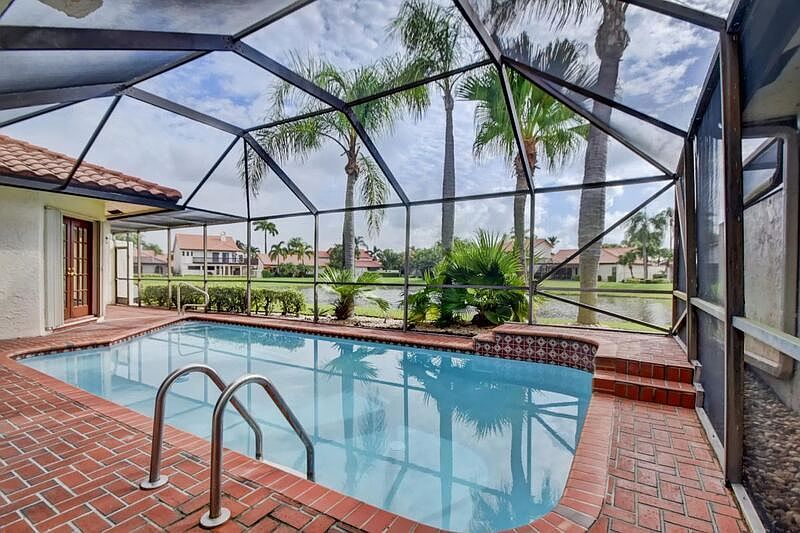 1st image of 22595 Esplanada Cir W
