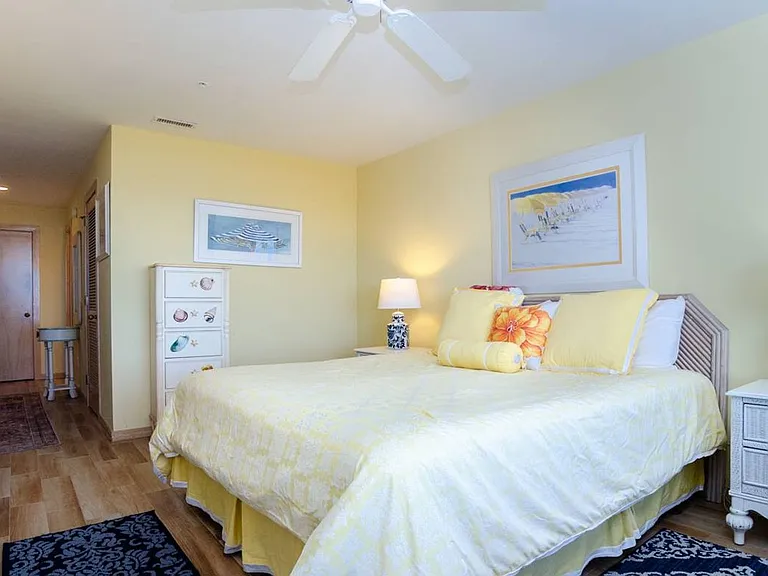 2510 N Lumina Ave #F — Photo 16