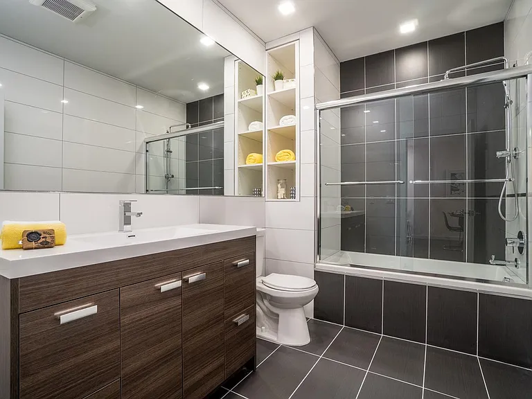 6122 Hudson Ave #4A — Photo 15
