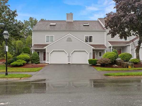 3 Carriage Hill Ln Unit 3, Salem, MA 01970