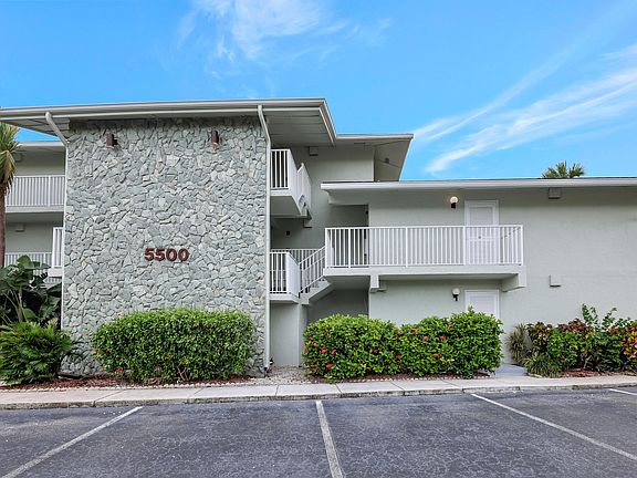 3rd image of 2400 S Ocean Drive #5526