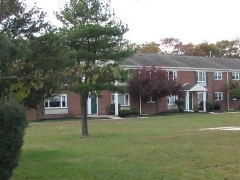 Walnut Bay Apartments — Photo 3