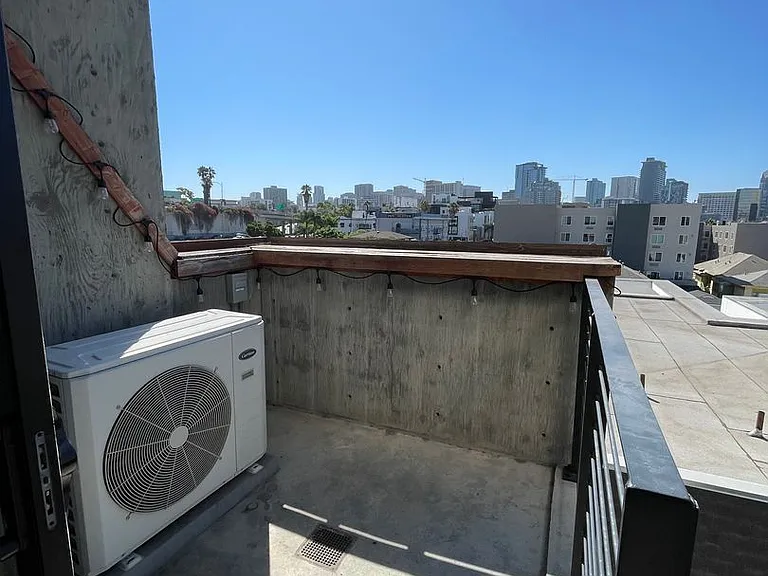 Contour Lofts — Photo 15