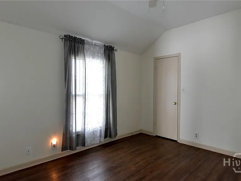 302 E Jefferson St #2 — Photo 13