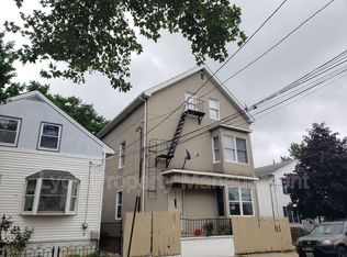 53 Langdon St APT 3, Providence, RI 02904