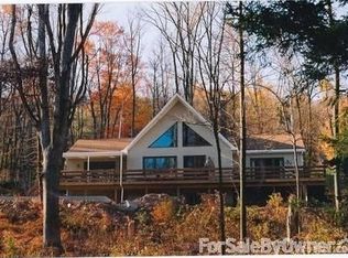 8 Mountain Spring Rd, Stevens, PA 17578