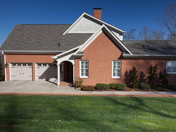 2nd image of 4913 Preston Park Dr