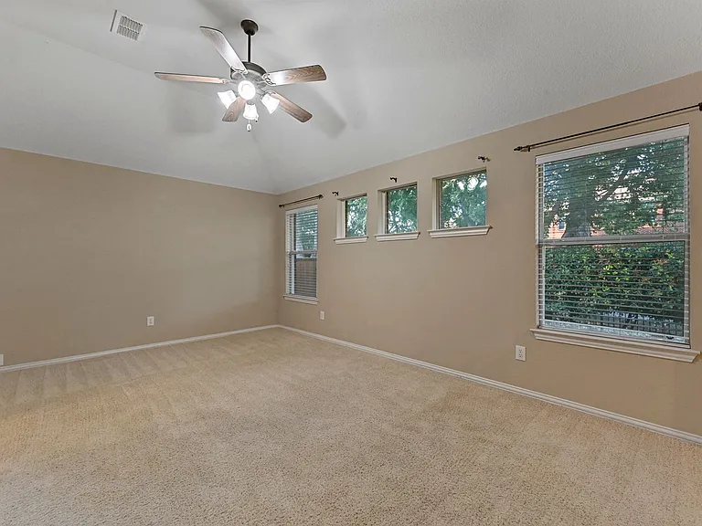 11962 Henderson Dr — Photo 15