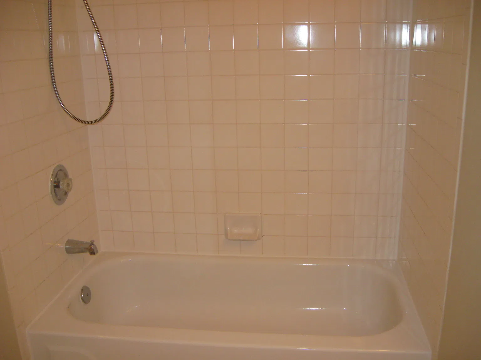 Condo in Laurel! — Photo 3
