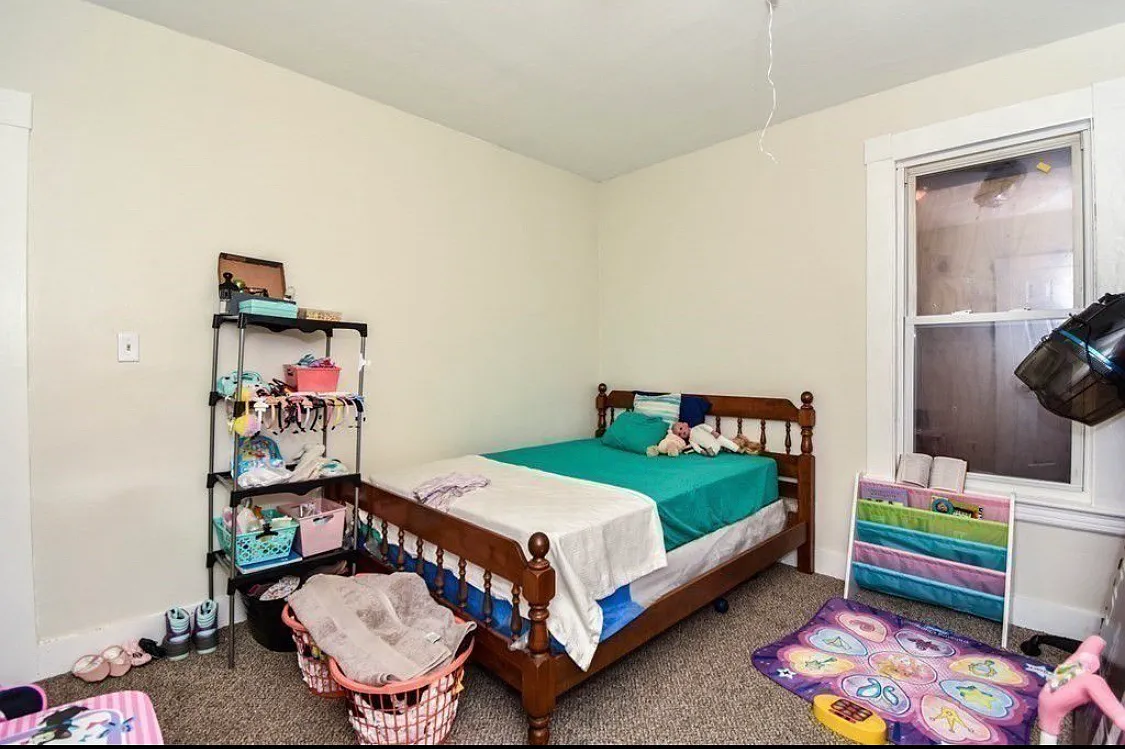 2 bed, 900 sqft, $850 — Photo 2