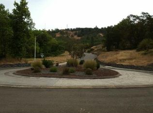 1611 NE Norma Jean Dr, Roseburg, OR 97470