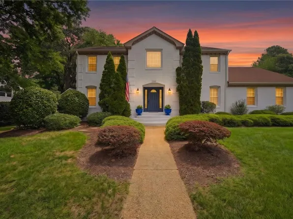 1248 Alanton Dr, Virginia Beach, VA 23454