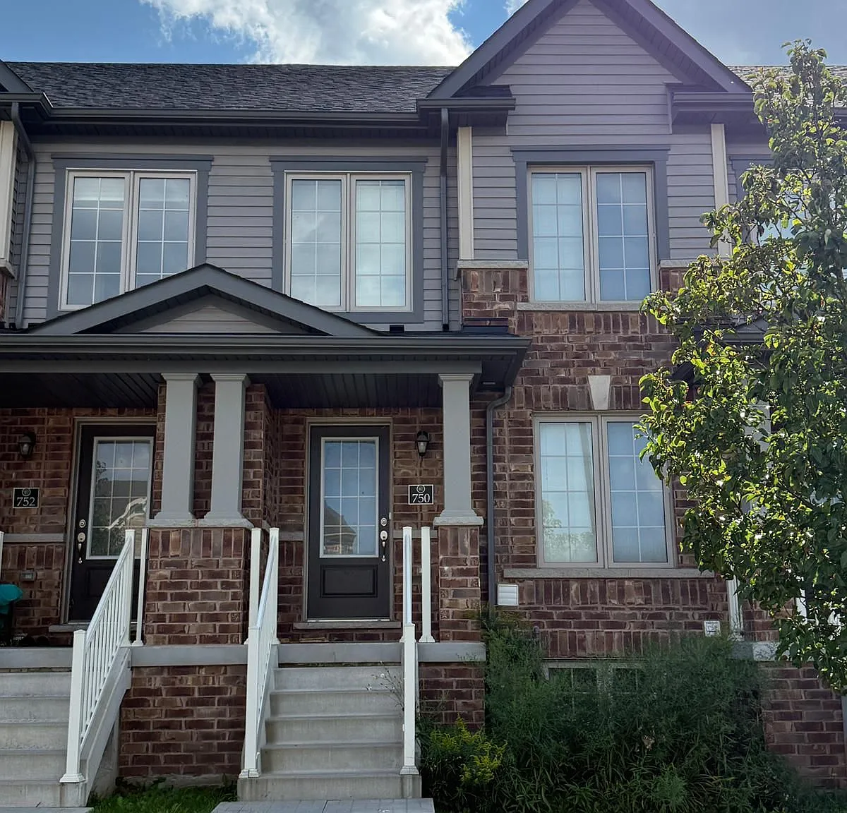 3 bed, $2,700 — Photo 1