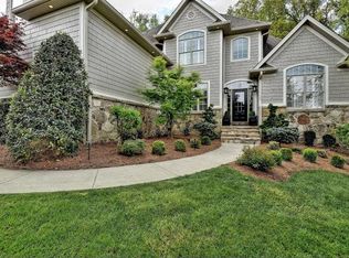 151 May Apple Ln, Gray, TN 37615