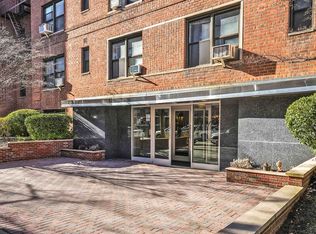 11045 71st Rd APT 2J, Flushing, NY 11375