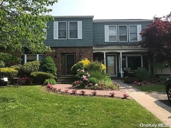 142 Marion Street #144, Sayville, NY 11782