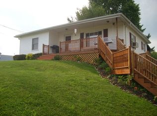 433 Chrysler Rd, Endwell, NY 13760