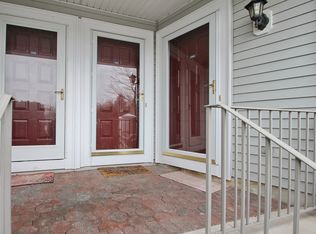 242 Riveredge Dr, Chatham, NJ 07928