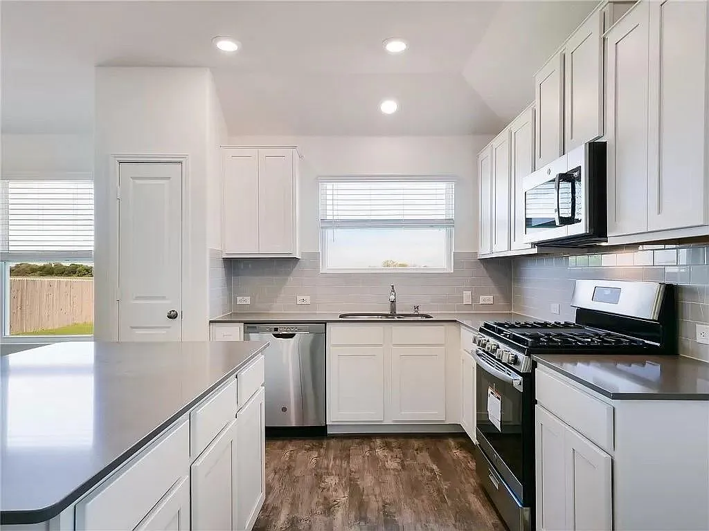Building Photo - 112 Concho Brook Bnd