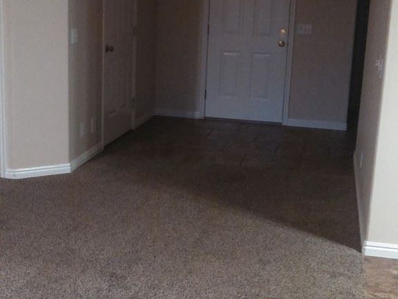 5th image of 779 N Warm Springs Dr