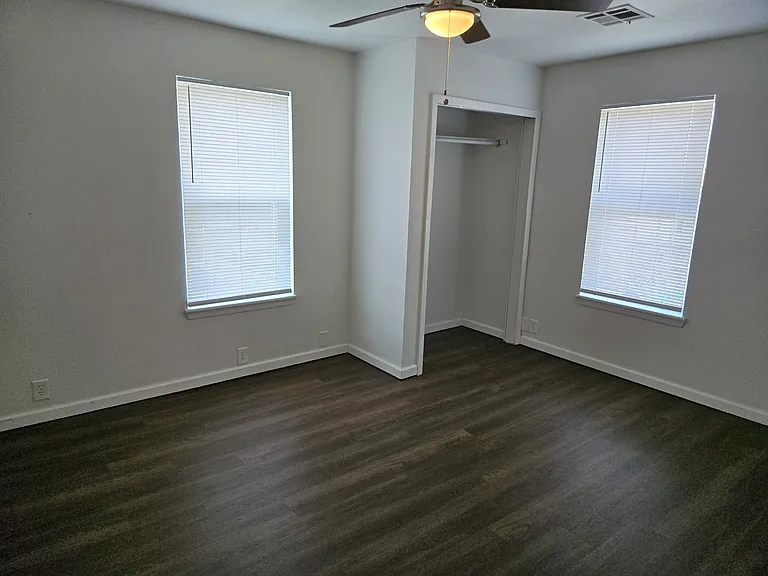 108 W Ash Ave #1/2 — Photo 12